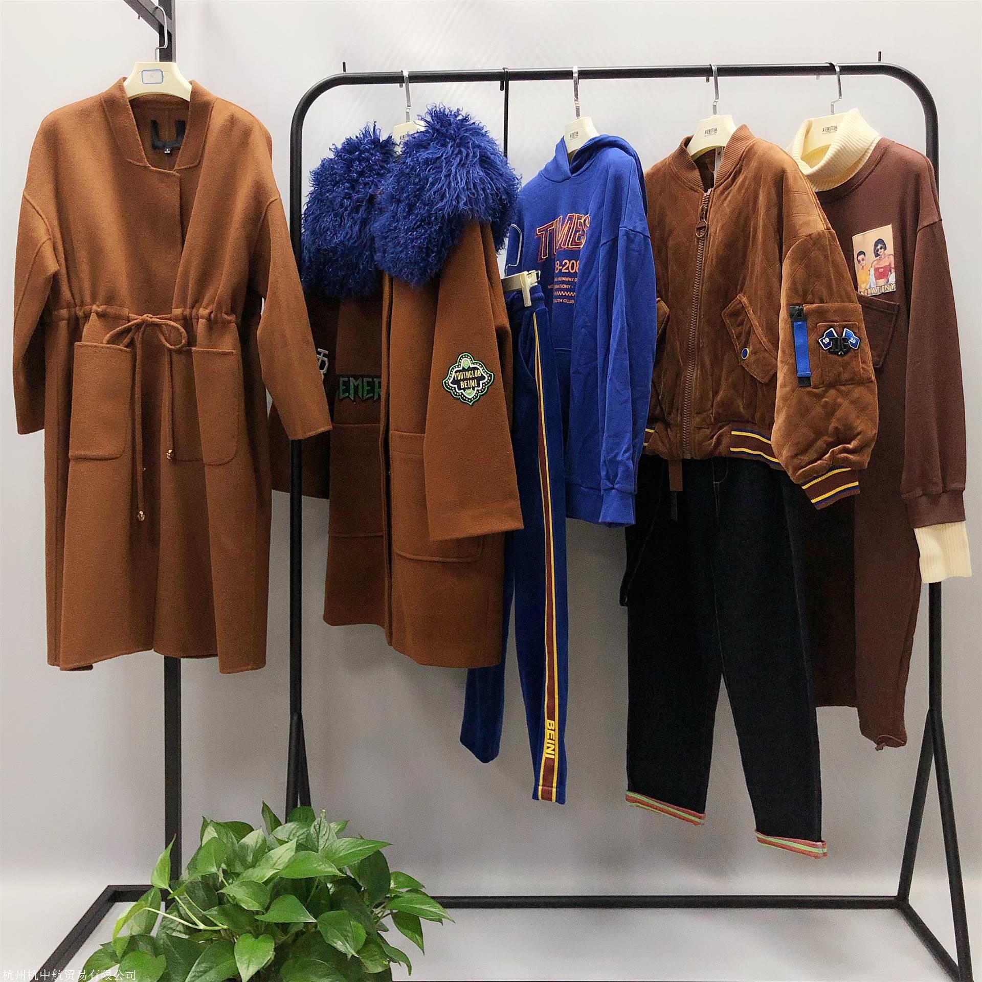 四季青服裝市場 品牌折扣女裝尾貨批發的淘金地